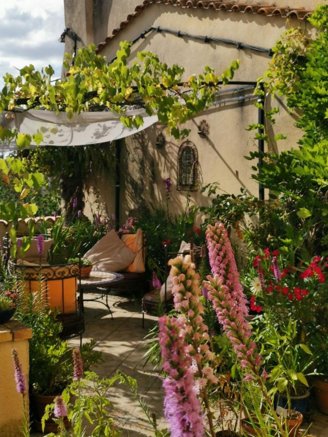 'Quelle Belle Vue' Chambre D'Hote Confolens Buitenkant foto