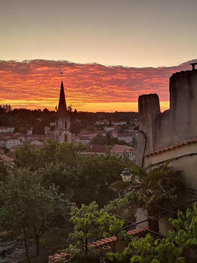 'Quelle Belle Vue' Chambre D'Hote Confolens Buitenkant foto
