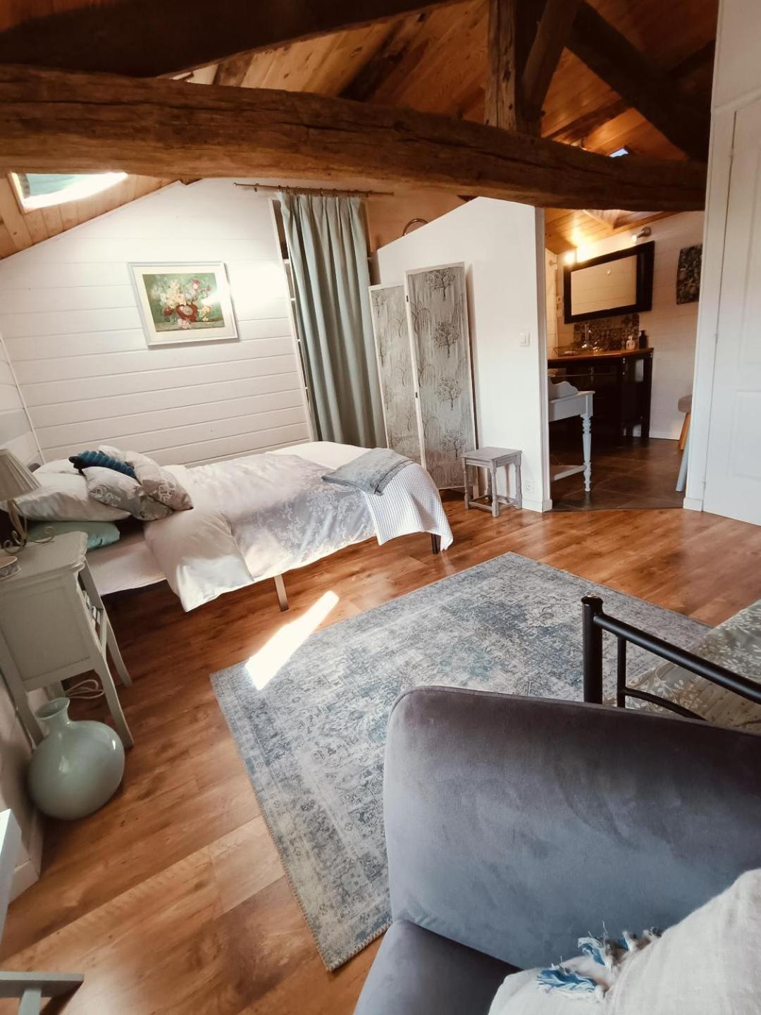 'Quelle Belle Vue' Chambre D'Hote Confolens Buitenkant foto